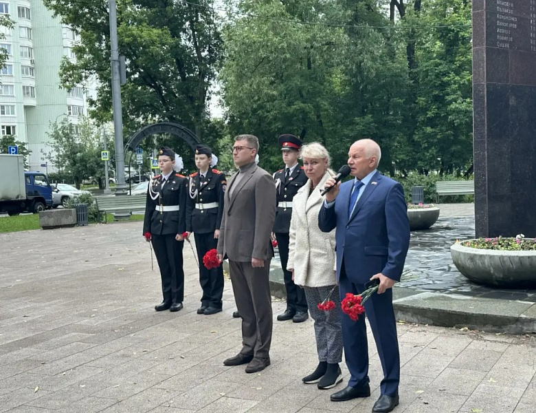 Новогиреевские депутаты стали участниками Вахты памяти