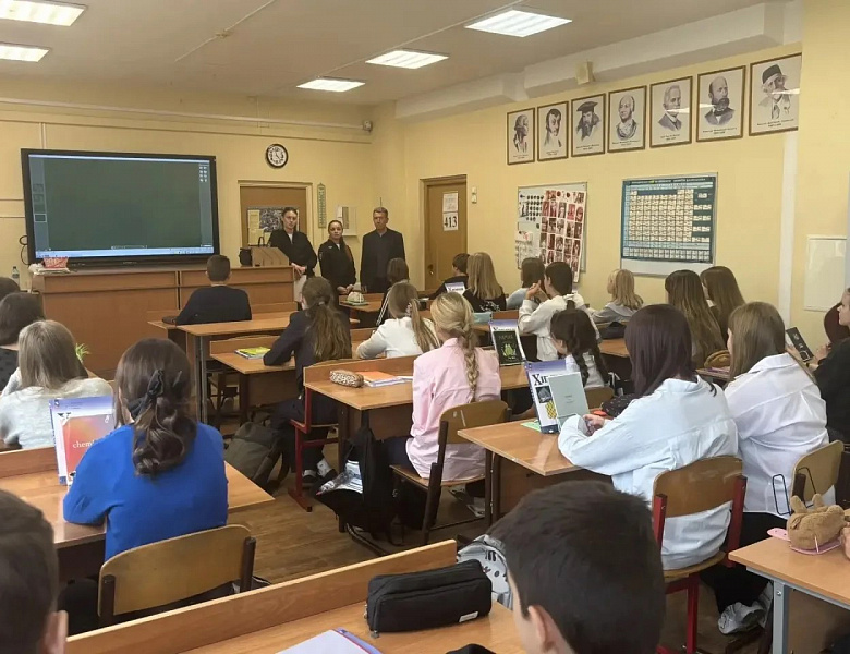 В школах Новокосино прошли профилактические мероприятия с участием полиции и председателя совета ветеранов Новокосино 