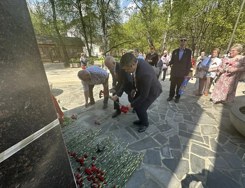 Глава МО Новогиреево Владимир Чикунов принял участие в митинге, посвящённом Дню Победы