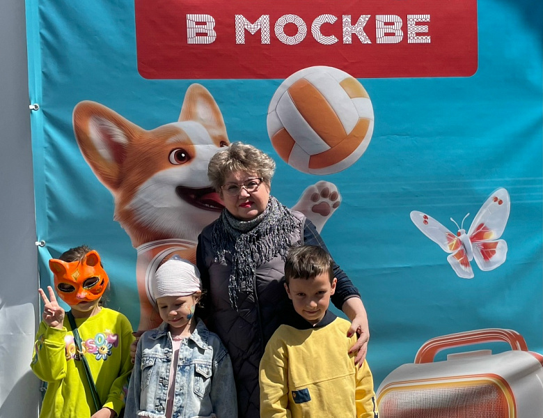 Новогиреевские депутаты приняли участие в фестивале, посвящённом Дню защиты детей