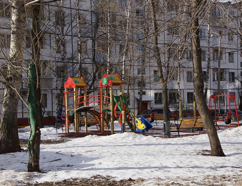 Депутаты согласовали распределение средств на благоустройство новогиреевских дворов